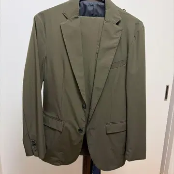 올리브 그린 캐주얼 자켓