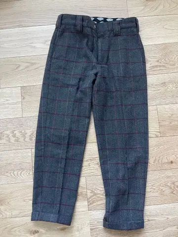 Dickies 그레이 체크 슬랙스