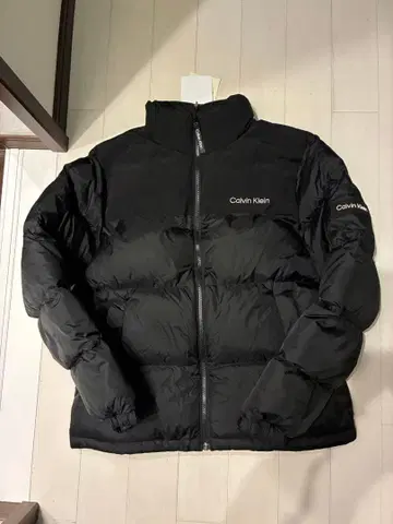 Calvin Klein 다운 자켓