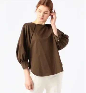 DESPRES 바이오 트윌 넥 턱 블라우스 36