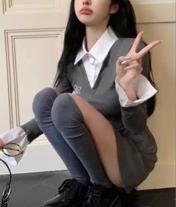 그레이 긴팔 미니 원피스