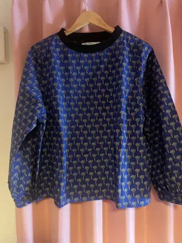 펠리시모 버섯 패턴 상의