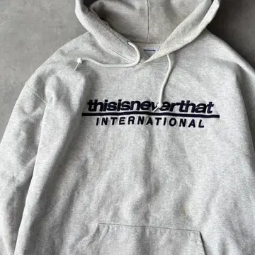 15320 디스이즈네버댓 자수 로고 후드티