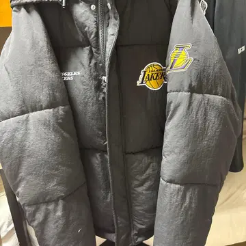 로스앤젤레스 레이커스 다운 자켓 블랙 L