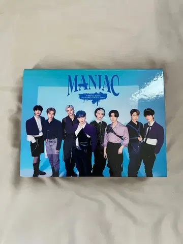 Stray Kids MANIAC 트레이딩 카드 케이스
