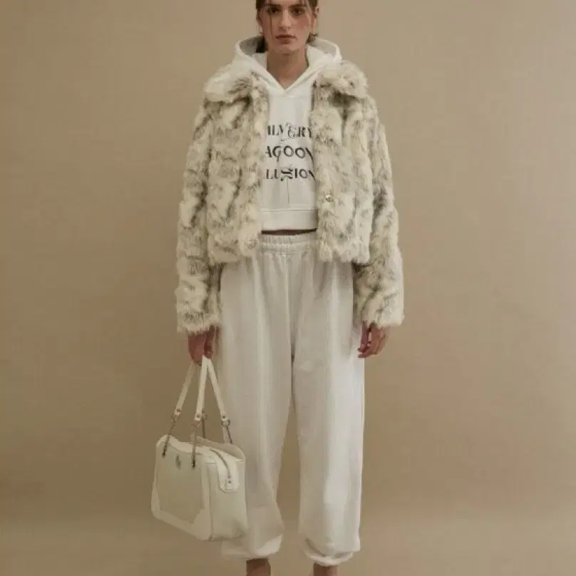 THREETIMES | 쓰리타임즈 Threetimes 22fw Bunny Fur Mustang White