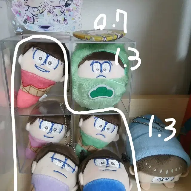 오소마츠상 공식 인형 아크릴스탠드 캔뱃지