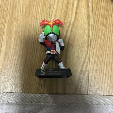 제일복권 가면라이더 스트롱거 데포르메쿠스