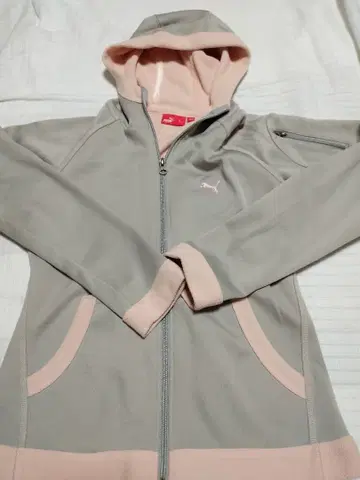 PUMA 후드 부착 후드티 그레이/핑크