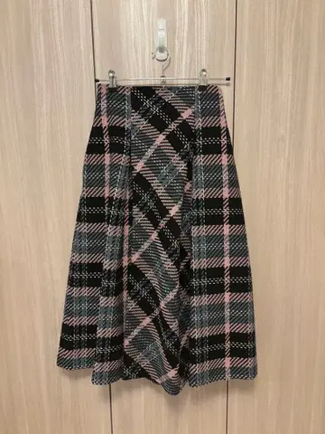 [ SNIDEL ] 스나이델 로빙 체크 롱 스커트01