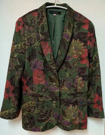 AGASA 레나운 꽃무늬 블레이저 울 100%