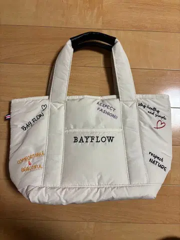 BAYFLOW 자수 메시지 토트백