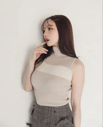 Bonnie knit tops color pink beige