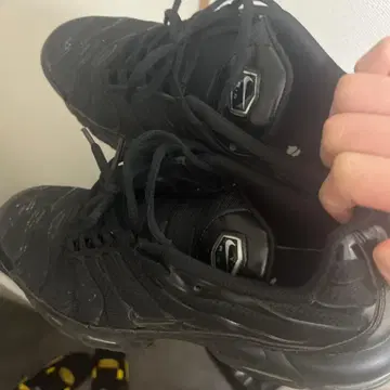 에어 맥스 플러스 블랙