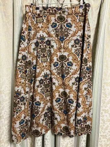 독립 이후 스나오 쿠와하라 수날염 프린트 스커트