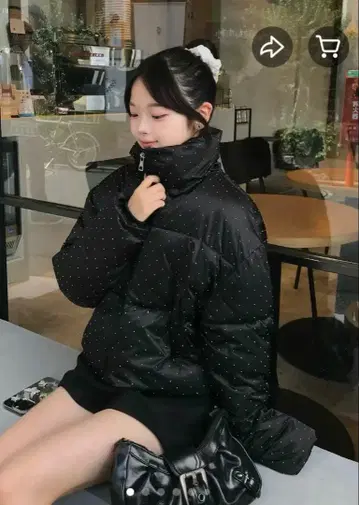 블랙 다운 자켓 반짝반짝