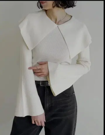 미사용 새상품 Re:EDIT 빅칼라 플레어 슬리브 리브 니트