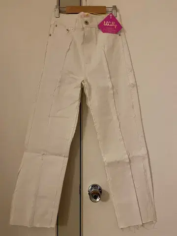 lilLilly 릴릴리 데님 팬츠 화이트