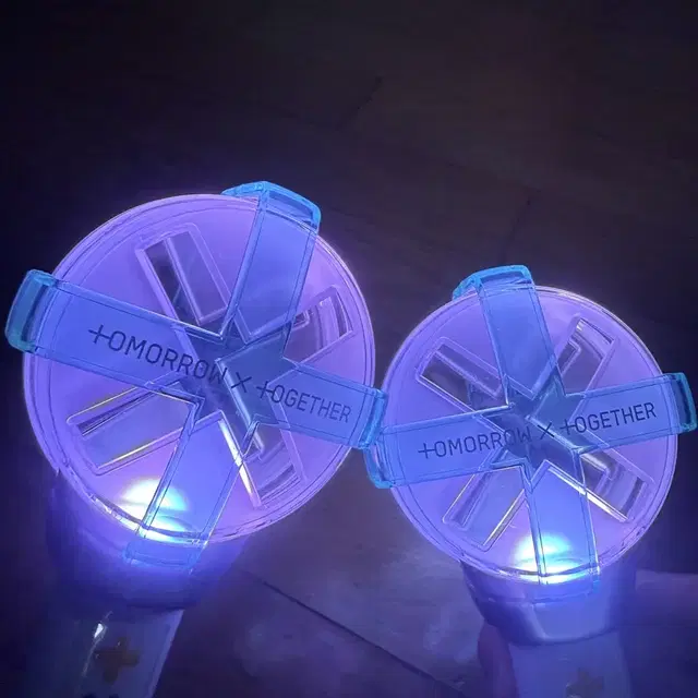 투모로우바이투게더 응원봉