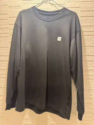 THE NORTH FACE 롱 슬리브 티셔츠 블랙 컬러