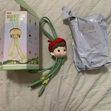 POPMART Hand in Hand 케이블 HACIPUPU 하치푸푸