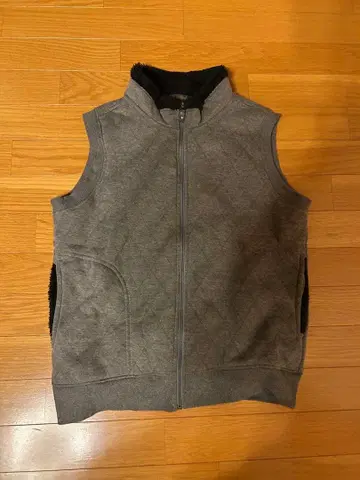 그레이 퀼팅 베스트 다이아몬드 패턴 맨투맨 속기모