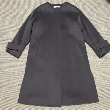 그린 라벨 릴랙싱 노카라 코트