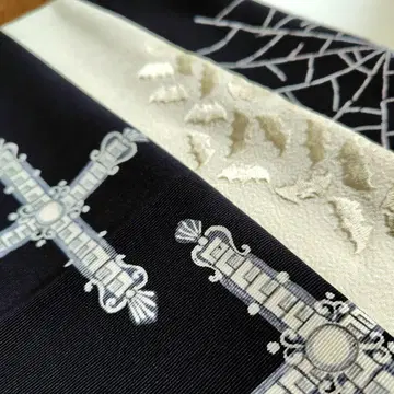 고딕 계열 장식용 깃 성인식