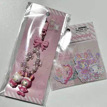 산리오 메조 피아노 베리에 키링 스티커 키티