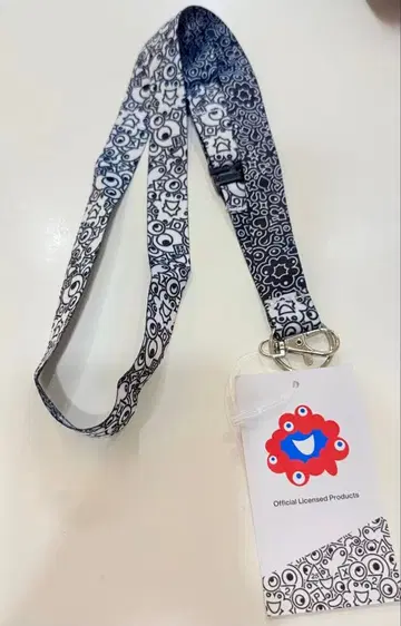 [ 새상품 ] 미야쿠미야쿠 만박 스트릿팝 넥스트랩 블랙 2025