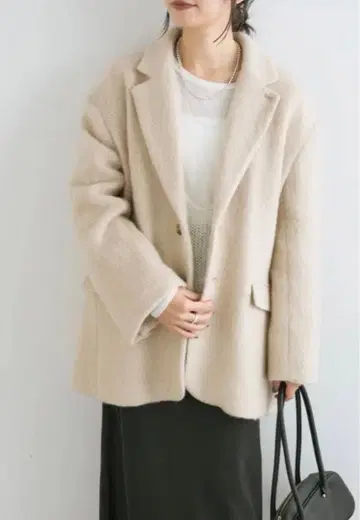 [ 새상품 ] RIVE DROITE 리브 드와 샤기 간이 침대 베이지