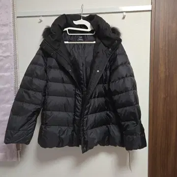 23구 블랙 다운 자켓