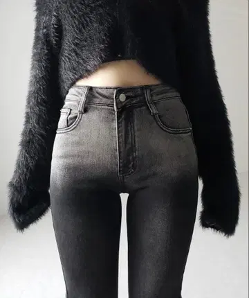 블랙 부츠컷 데님 S 사이즈