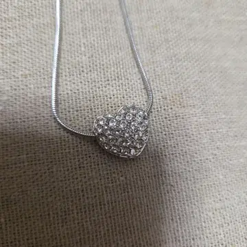 Swarovski 하트형 목걸이