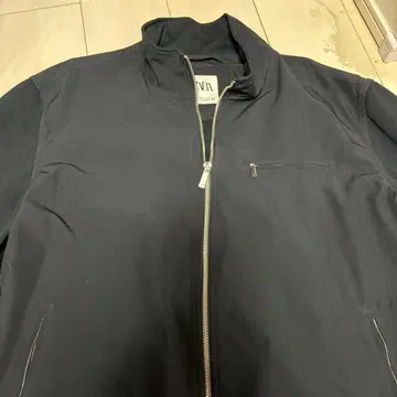 ZARA 블랙 지퍼 자켓 XL