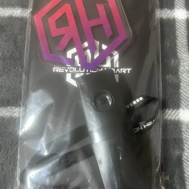 레볼루션 하트 응원봉