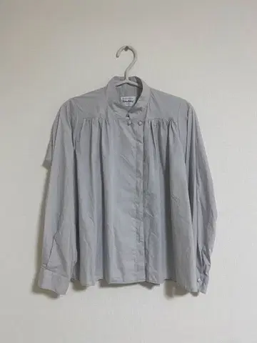 foufou / 더 뮤지엄 유니폼 셔츠