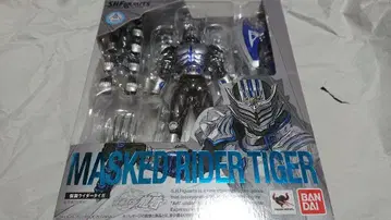 가면라이더 타이가 피규아트 개봉품