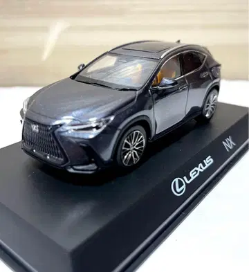 교쇼 오리지널 1/43 렉서스 NX 450h+ 소닉 크롬