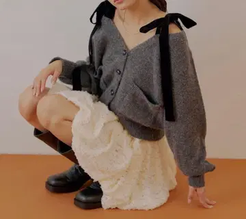 [ CHICO ] 포켓 부착 어깨 리본 루즈 니트 가디건