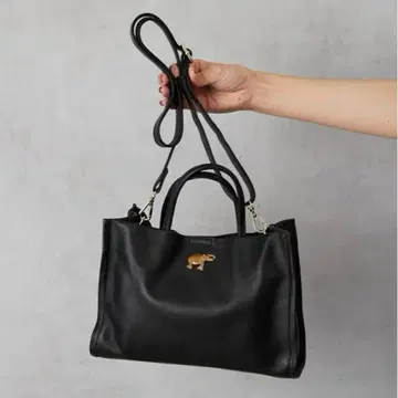 [ 새상품급 ] ear PAPILLONNER 기린 가죽 토트백 2way