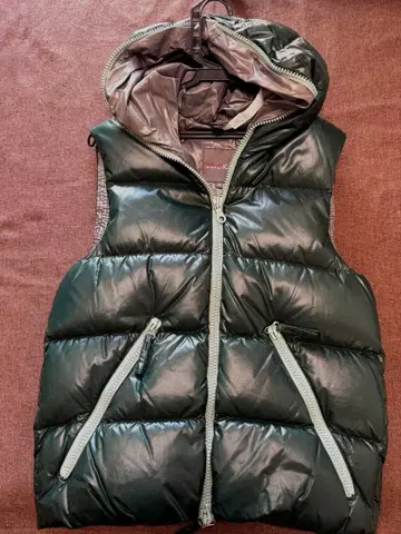 DUVETICA 듀베티카 ARISTEO 다운 베스트 그린