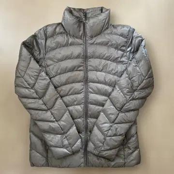 새상품급 UNIQLO 유니클로 울트라 라이트 다운 베이지 수납 봉투 포함