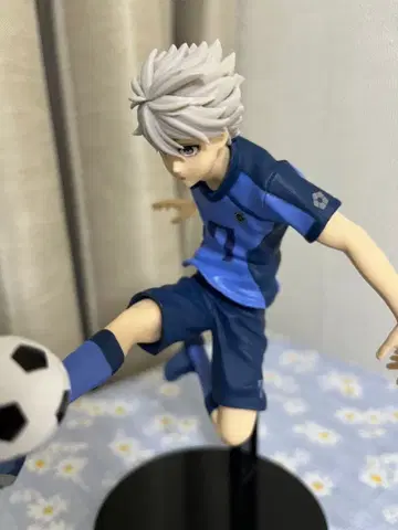 블루 록 나기 세이시로 피규어