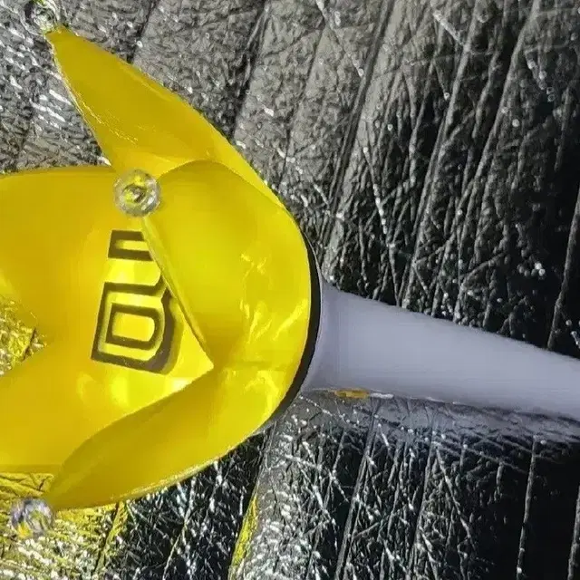 상태 좋은 빅뱅 응원봉 뱅봉 최저가에 팝니다!