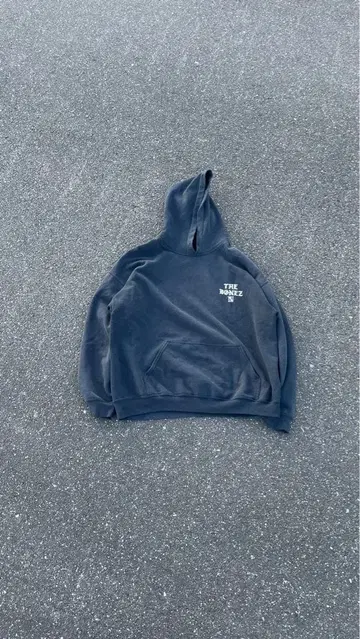 00s graphic Flower Parker