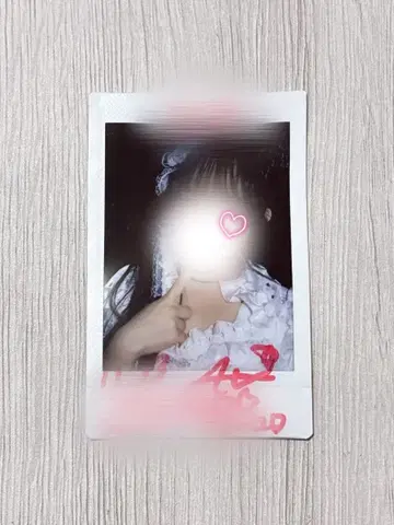 MEGAFON 호시노 아미 투어 의상 코멘트 폴라로이드