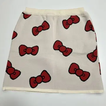 로리즈팜 x 헬로키티 리본 무늬 미니 스커트