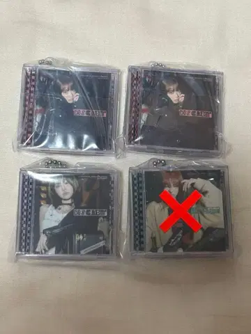 LE SSERAFIM DIFFERENT 미니 CD 컬렉션 가챠가챠