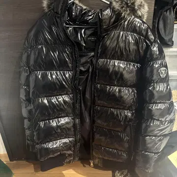 AVENUE GEORGE V 블랙 다운 자켓